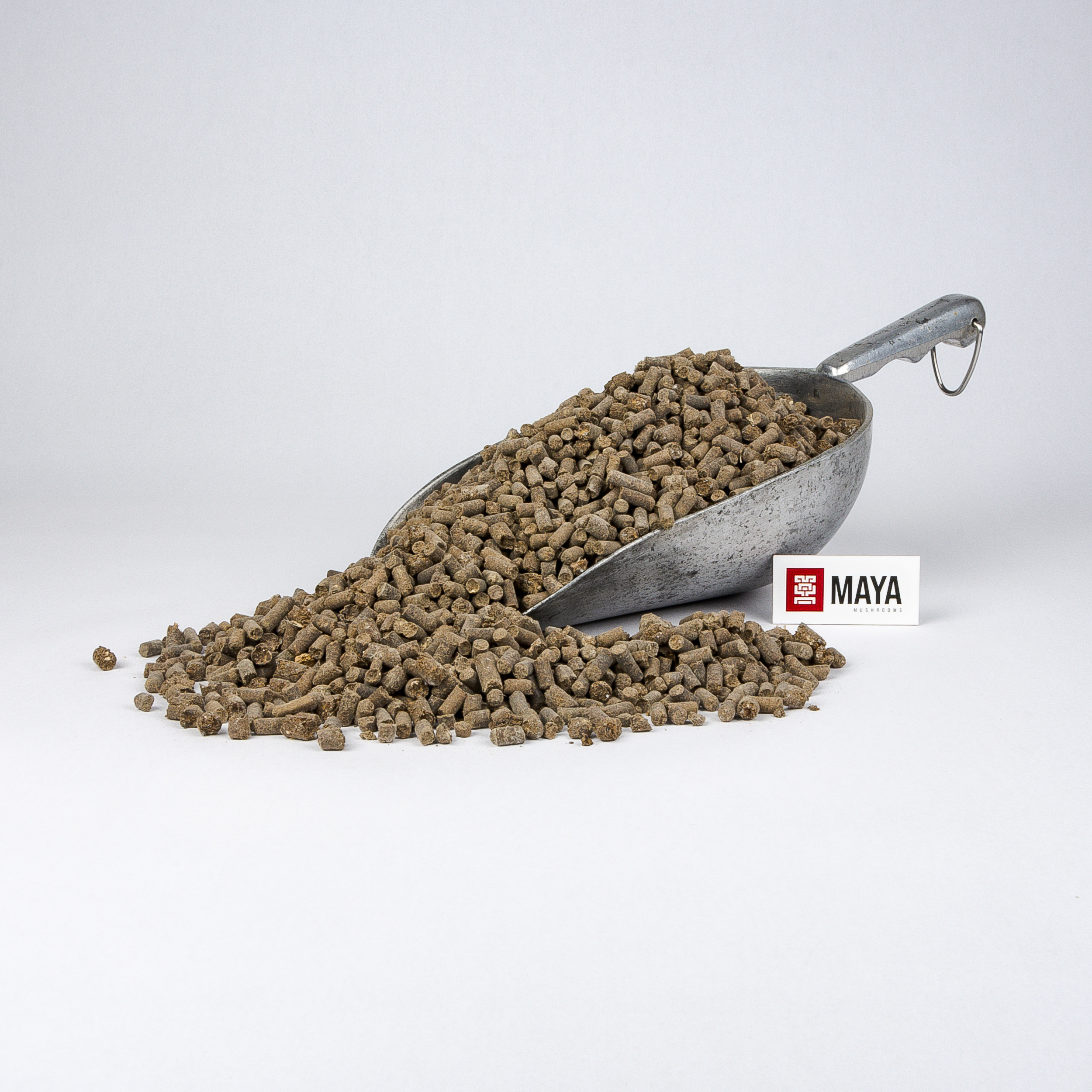 Chicken Manure Pellets, scoop